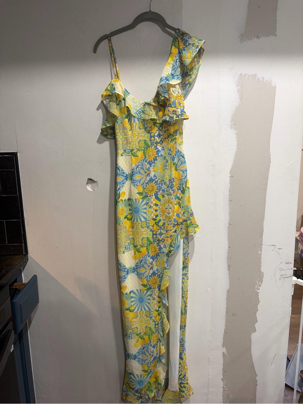 Vacanza Maxi Dress in Anacapri Lemon - Picture 3 of 5